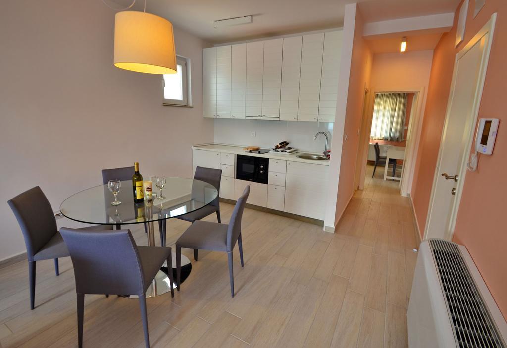 Apartments Bojana Tivat Quarto foto